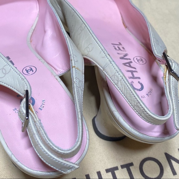 Chanel shoes with small heel - Picture 11 of 16